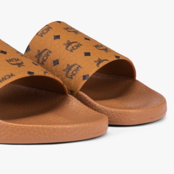 Mcm monogram slides - Picture 1 of 2